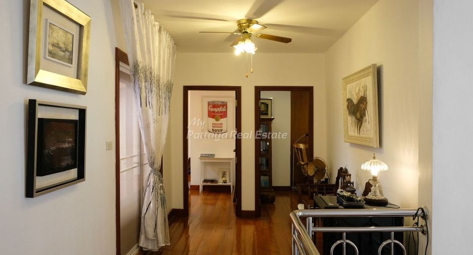 For sale 3 bedrooms villa in Bang Lamung, Chonburi