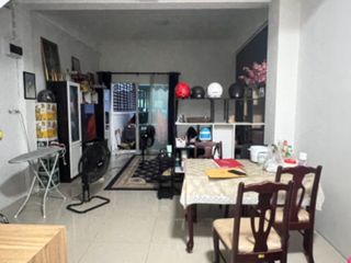 出售 2 卧室 联排别墅 在 Mueang Samut Prakan, Samut Prakan