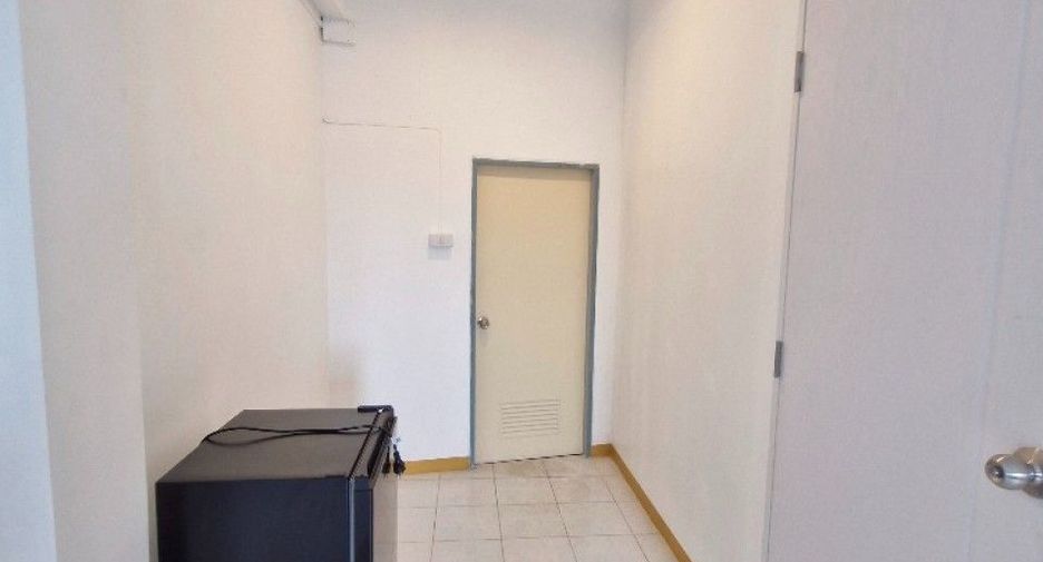 Продажа 4 спальни торговое помещение в Mueang Phichit, Phichit