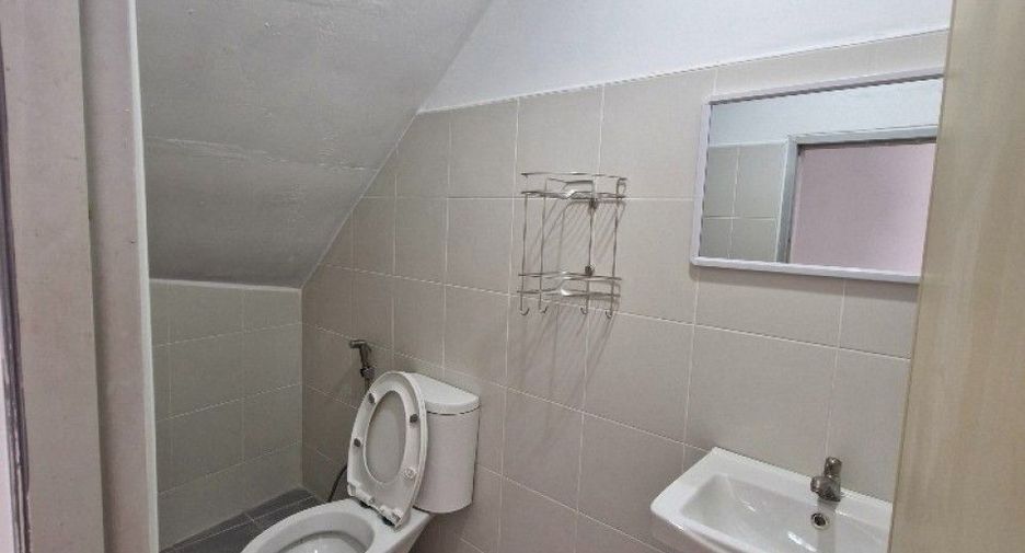 Продажа 4 спальни торговое помещение в Mueang Phichit, Phichit