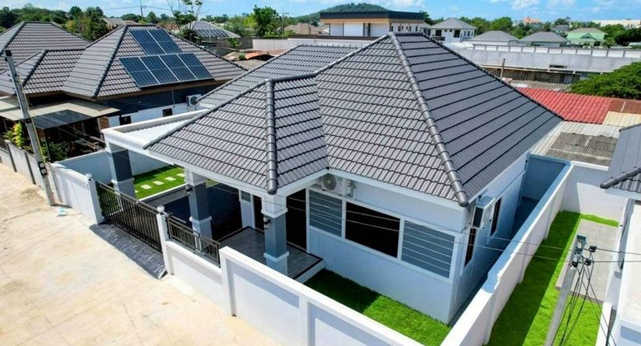 Haus zum Kauf mit 3 Zimmer in Bang Lamung, Chonburi