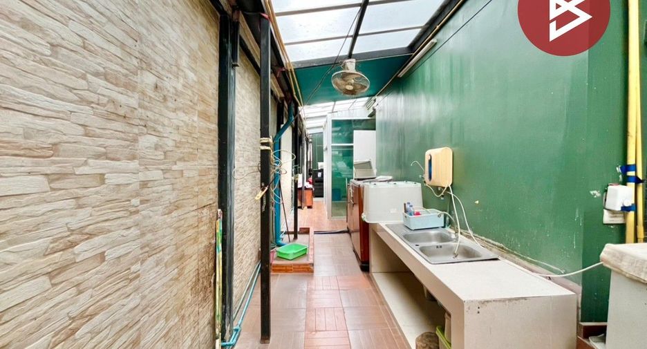 Haus zum Kauf mit 4 Zimmer in Khan Na Yao, Bangkok
