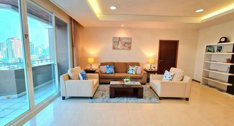 À louer 3 chambres condo à Watthana, Bangkok