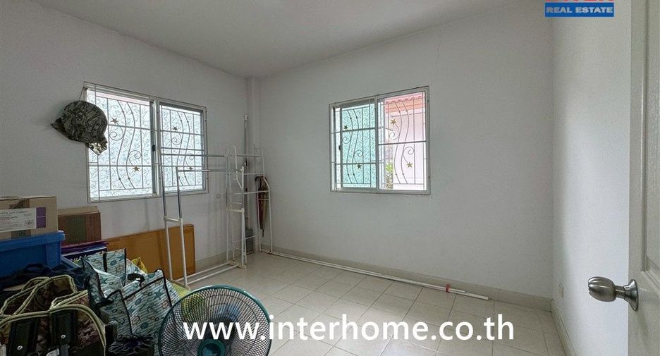 À vendre 3 chambres maison à Khlong Sam Wa, Bangkok