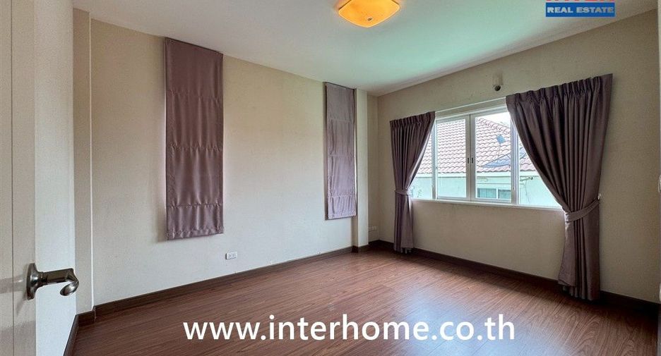 Haus zum Kauf mit 3 Zimmer in Khan Na Yao, Bangkok