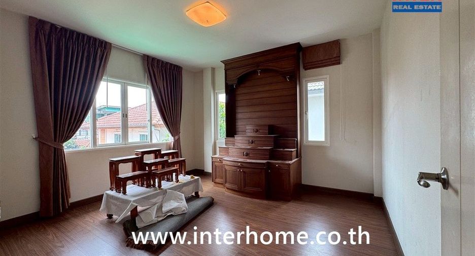 Haus zum Kauf mit 3 Zimmer in Khan Na Yao, Bangkok