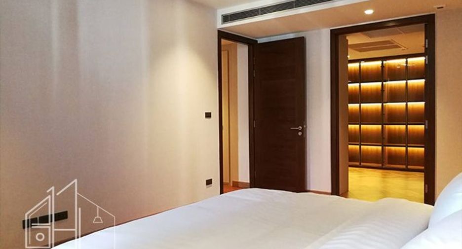 For rent and for sale 3 bedrooms condo in Watthana, Bangkok