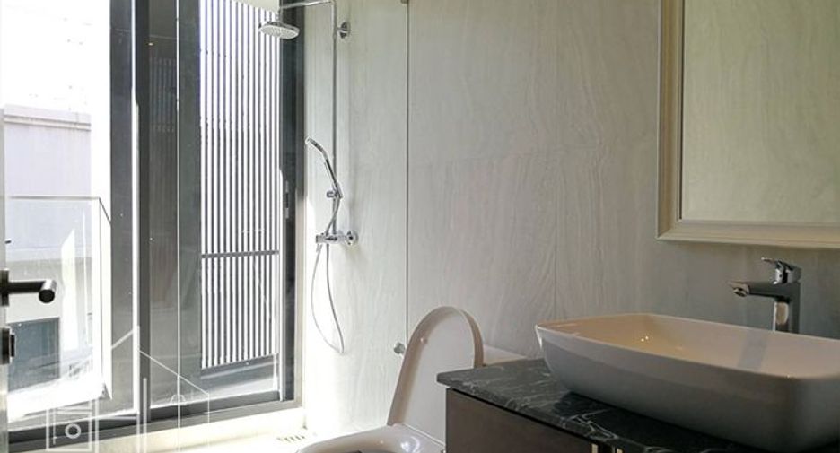 For rent and for sale 3 bedrooms condo in Watthana, Bangkok