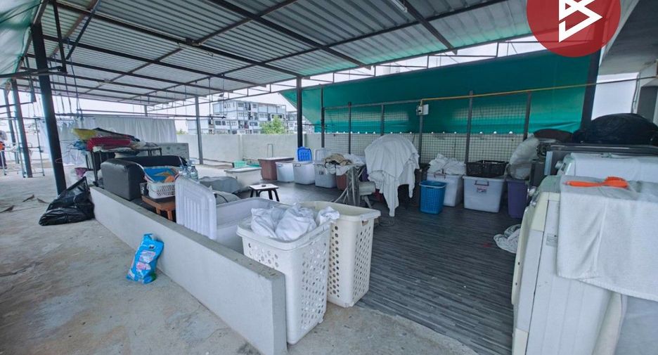 À vendre hôtel à Bang Khen, Bangkok
