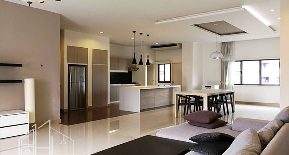 À louer 3 chambres condo à Watthana, Bangkok