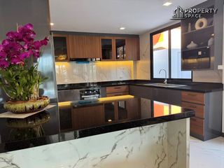出售 6 卧室 别墅 在 Bang Lamung, Chon Buri