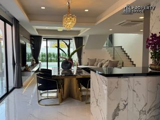 出售 6 卧室 别墅 在 Bang Lamung, Chon Buri