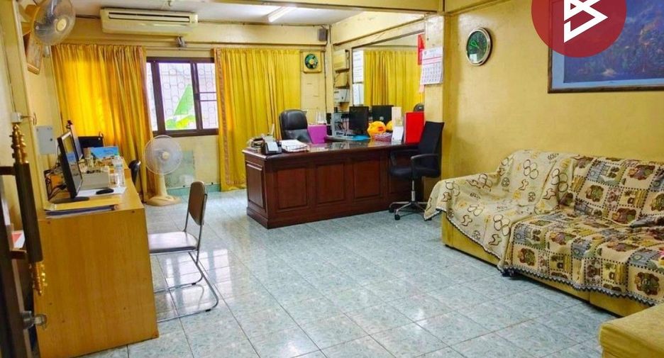 Local comercial en venta de 6 habitaciones en Bang Khun Thian, Bangkok