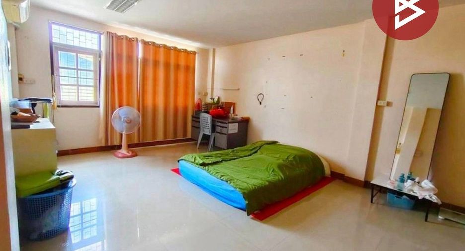 Local comercial en venta de 6 habitaciones en Bang Khun Thian, Bangkok