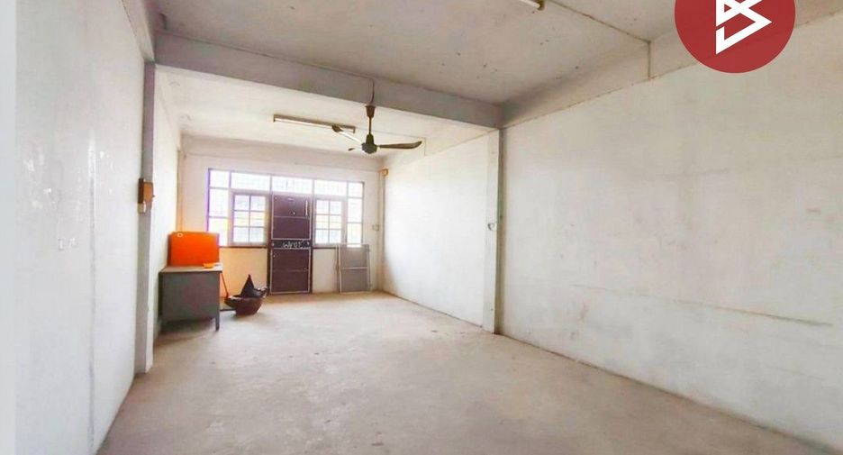 Local comercial en venta de 6 habitaciones en Bang Khun Thian, Bangkok