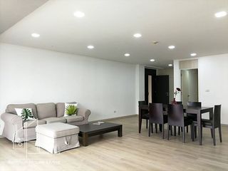 Apartamento en alquiler de 3 habitaciones en Watthana, Bangkok