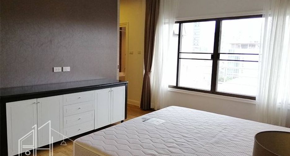 À louer 3 chambres appartement à Watthana, Bangkok