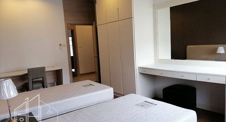 À louer 3 chambres appartement à Watthana, Bangkok