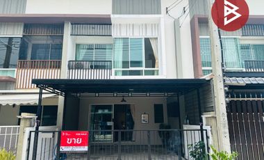 Casa adosada en venta de 4 habitaciones en Mueang Nonthaburi, Nonthaburi