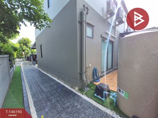 Reihenhaus zum Kauf mit 2 Zimmer in Bang Phli, Samut Prakan