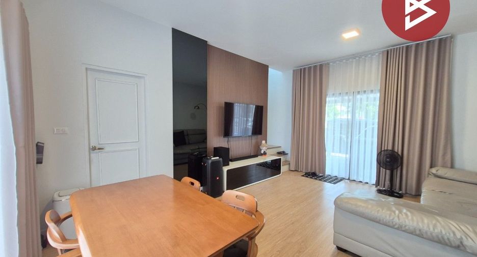 Reihenhaus zum Kauf mit 2 Zimmer in Bang Phli, Samut Prakan