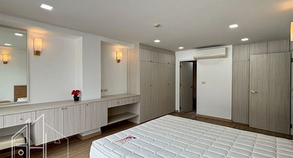 À louer 2 chambres condo à Watthana, Bangkok