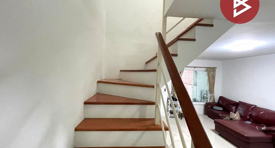 For sale 3 bedrooms townhouse in Mueang Chon Buri, Chonburi