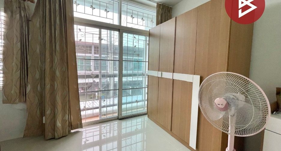 For sale 3 bedrooms townhouse in Mueang Chon Buri, Chonburi