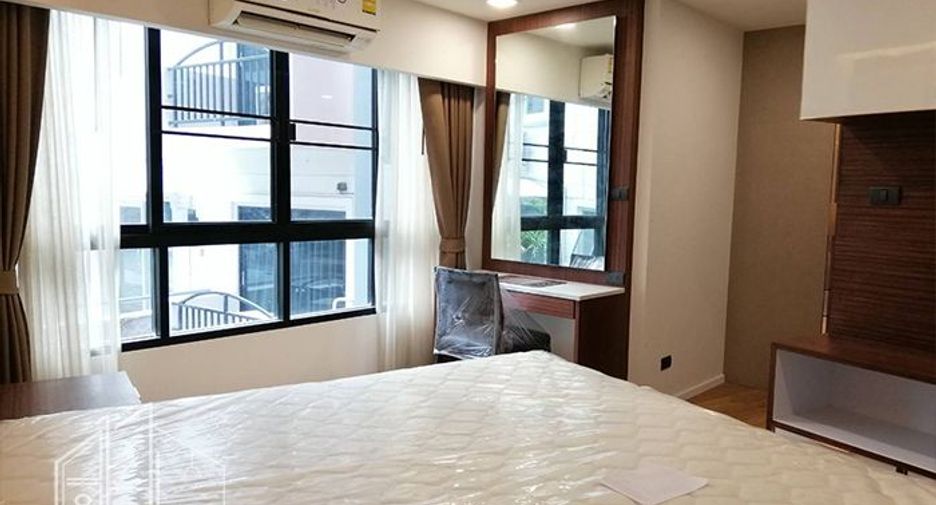 Apartamento en alquiler de 2 habitaciones en Watthana, Bangkok