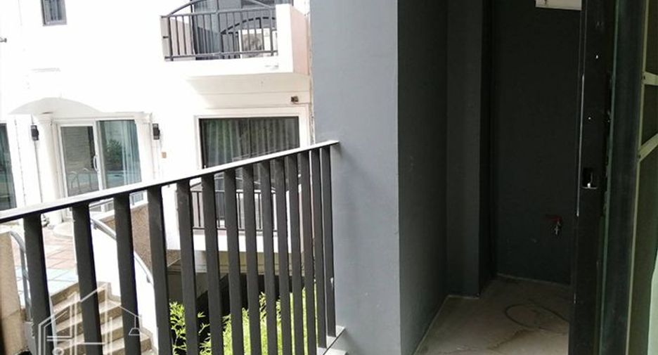 Apartamento en alquiler de 2 habitaciones en Watthana, Bangkok