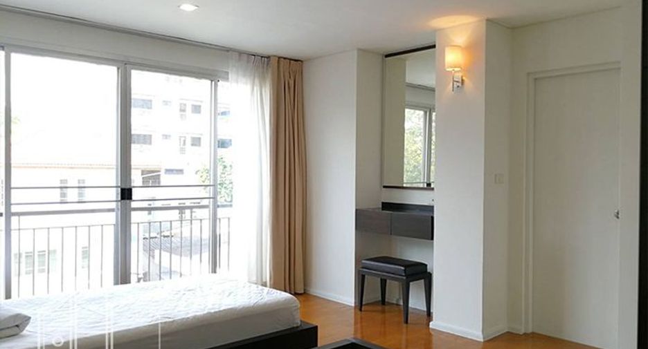 À louer 2 chambres appartement à Watthana, Bangkok