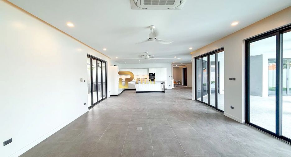 Villa zum Kauf mit 4 Zimmer in Hua Hin, Prachuap Khiri Khan