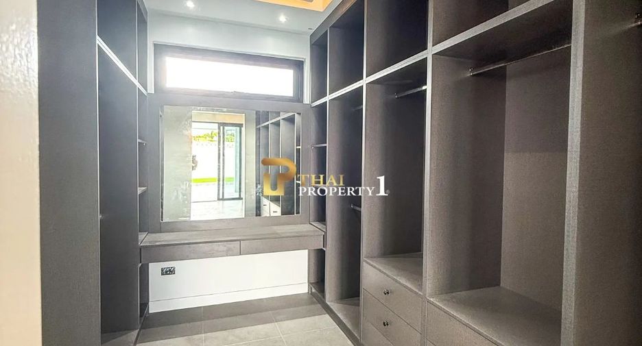 Villa zum Kauf mit 4 Zimmer in Hua Hin, Prachuap Khiri Khan