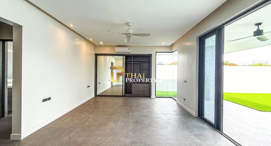Villa zum Kauf mit 4 Zimmer in Hua Hin, Prachuap Khiri Khan