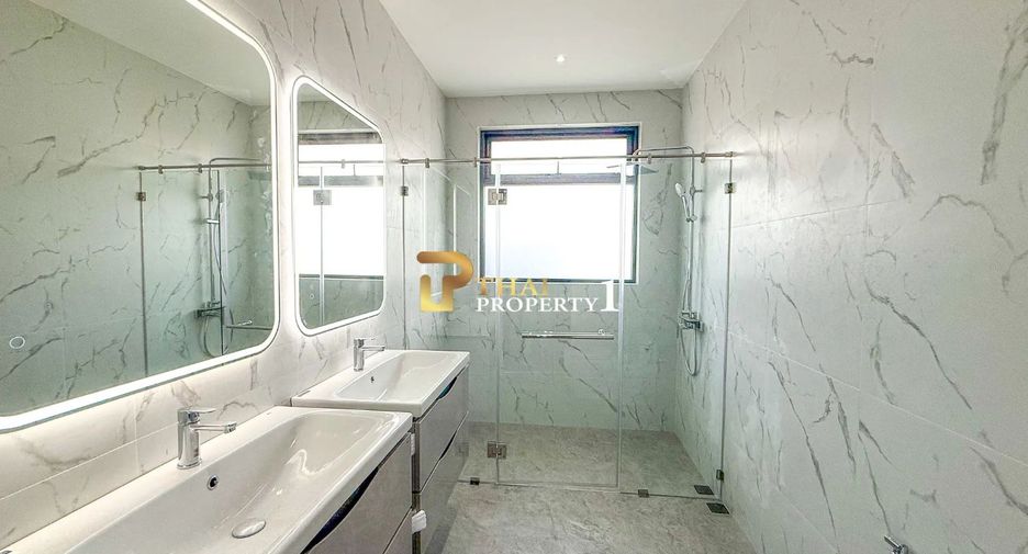 Villa zum Kauf mit 4 Zimmer in Hua Hin, Prachuap Khiri Khan