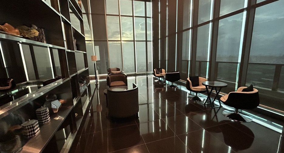 For sale 2 bedrooms condo in Phaya Thai, Bangkok