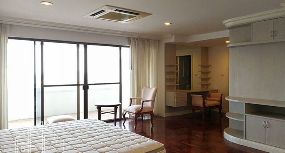 For rent 3 ベッドルーム apartment in Khlong Toei, Bangkok