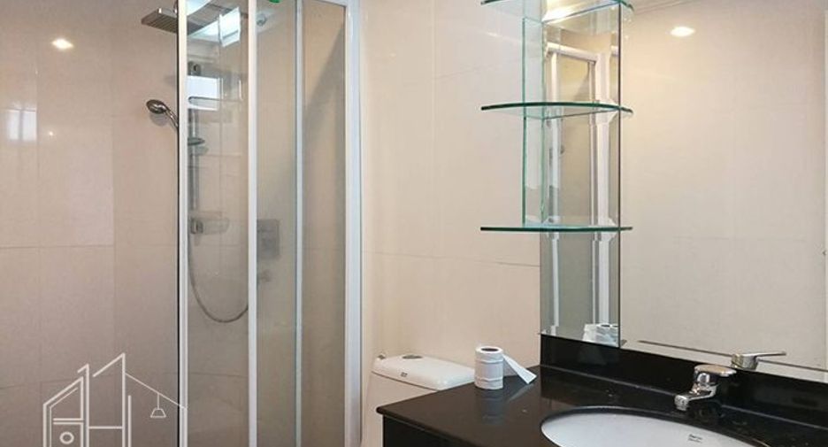 For rent 3 ベッドルーム apartment in Khlong Toei, Bangkok