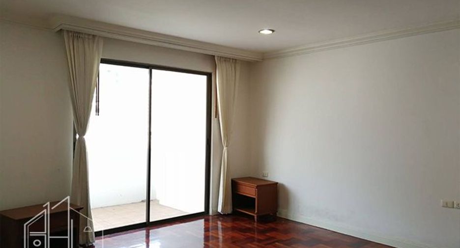 For rent 3 ベッドルーム apartment in Khlong Toei, Bangkok