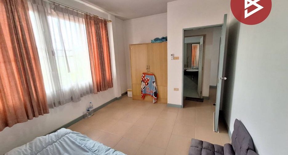 Reihenhaus zum Kauf mit 4 Zimmer in Min Buri, Bangkok