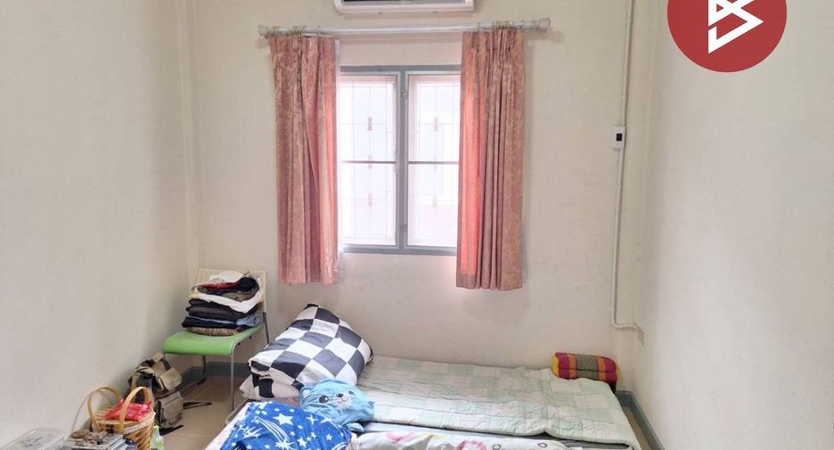 Reihenhaus zum Kauf mit 4 Zimmer in Min Buri, Bangkok