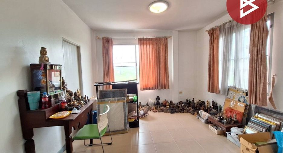 Reihenhaus zum Kauf mit 4 Zimmer in Min Buri, Bangkok