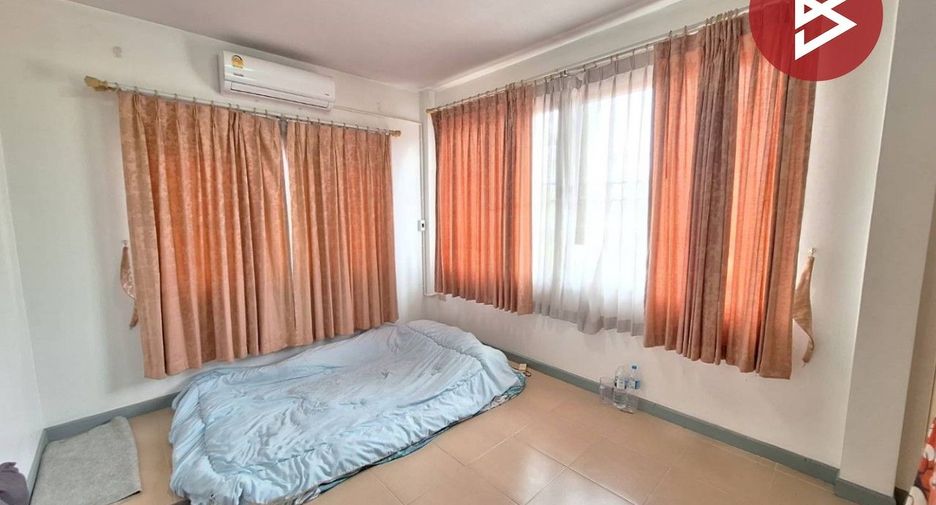 Reihenhaus zum Kauf mit 4 Zimmer in Min Buri, Bangkok