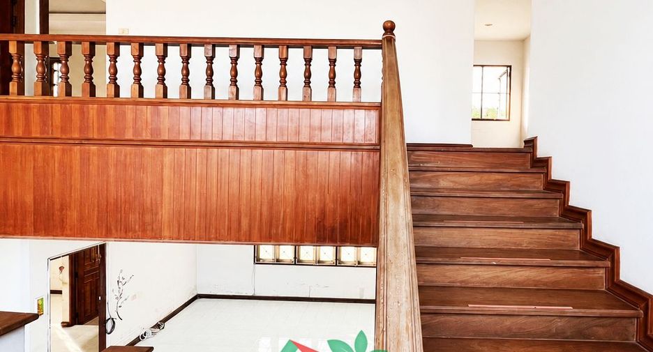 For sale 5 bedrooms house in Thawi Watthana, Bangkok