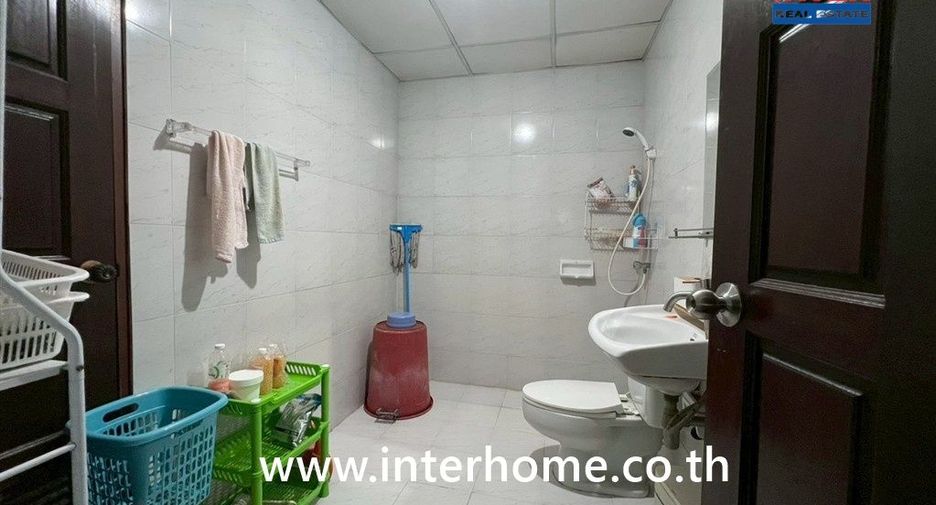 出售 3 卧室 联排别墅 在 Bang Phli, Samut Prakan
