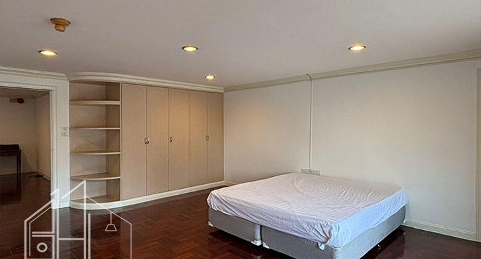 For rent 3 ベッドルーム condo in Khlong Toei, Bangkok