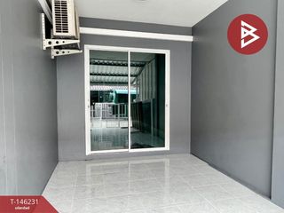 À vendre 2 chambres maison de ville à Phan Thong, Chonburi