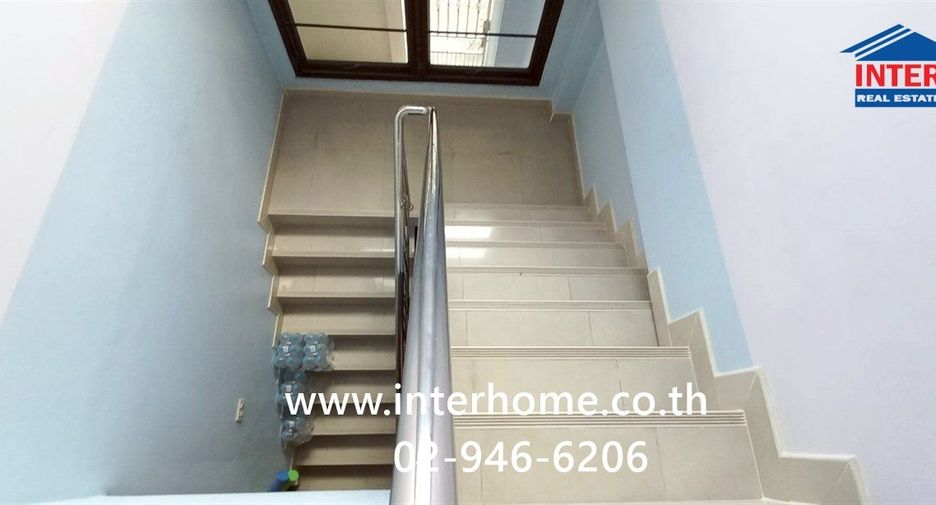 Casa en venta de 4 habitaciones en Mueang Nonthaburi, Nonthaburi