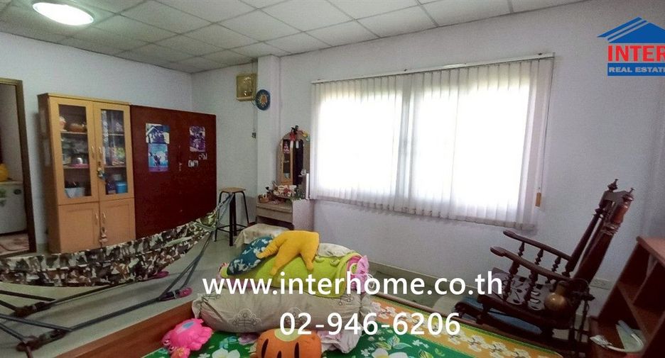 Casa en venta de 4 habitaciones en Mueang Nonthaburi, Nonthaburi