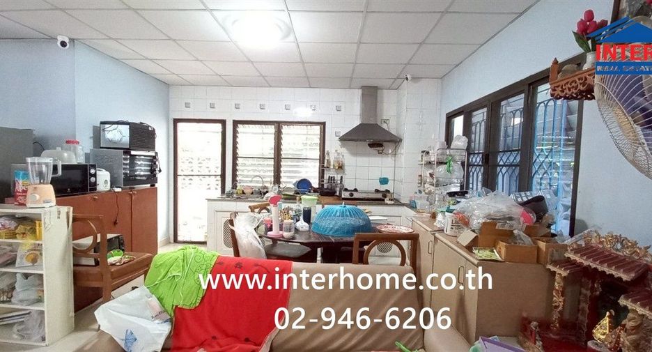 Casa en venta de 4 habitaciones en Mueang Nonthaburi, Nonthaburi